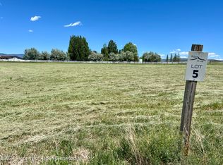 1201 White River Rd, Meeker, CO 81641