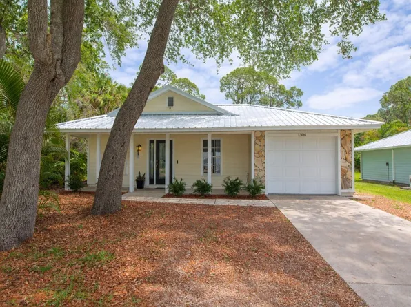 1304 32nd Ave SW, Vero Beach, FL 32968
