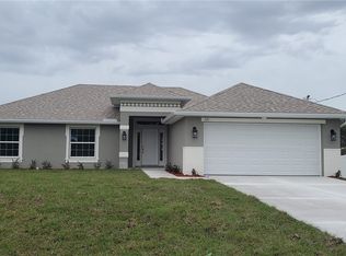 571 Windermere Dr, Lehigh Acres, FL 33972