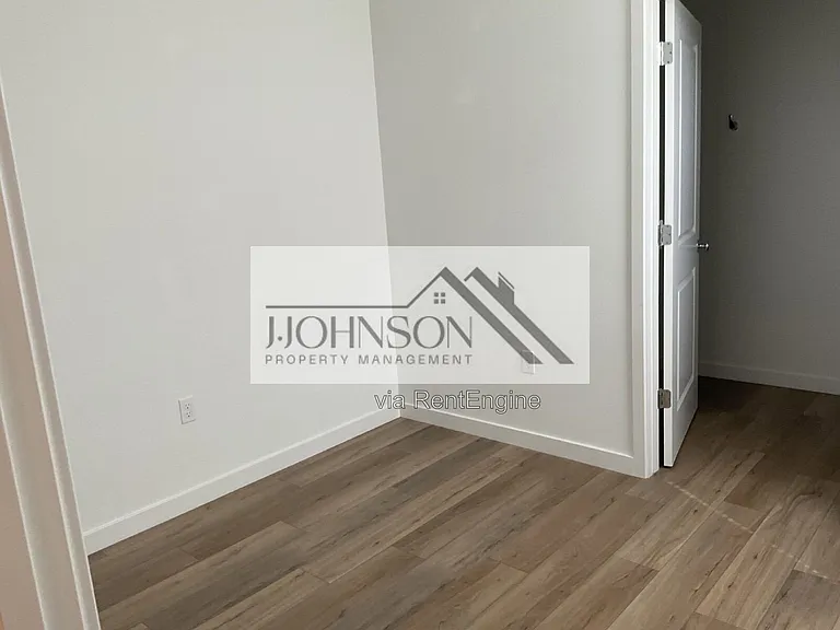 2253 Monferrato St #2 — Photo 6