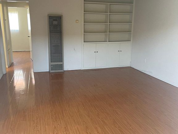 4th image of 816 S Marguerita Ave APT 35