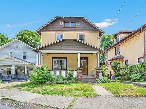 2nd image of 2136 N Main Ave