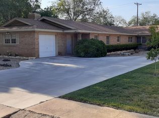 2414 33rd St, Lubbock, TX 79411