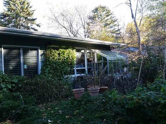 Back of house plus greenhous