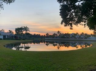 9262 Sapphire Cove Dr, West Palm Beach, FL 33411