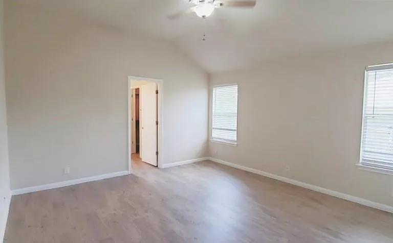 108 Pond Way — Photo 14