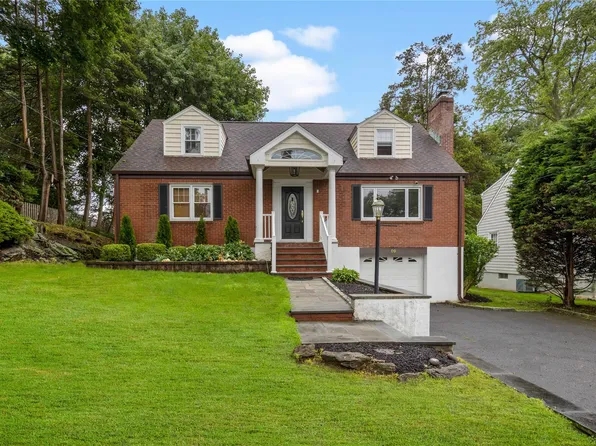 89 Oakland Avenue, Harrison, NY 10528