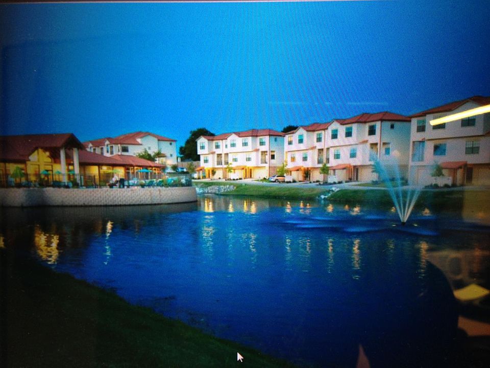 1st image of 60 Bluffwalk Dr