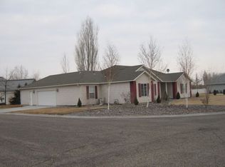 155 Greenbrier Dr, Heyburn, ID 83336