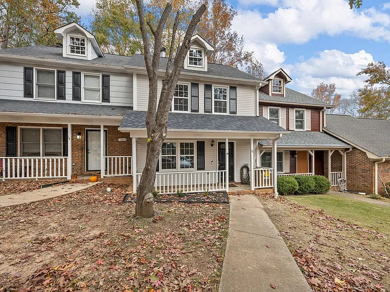 13 Sunridge Ct — Photo 1