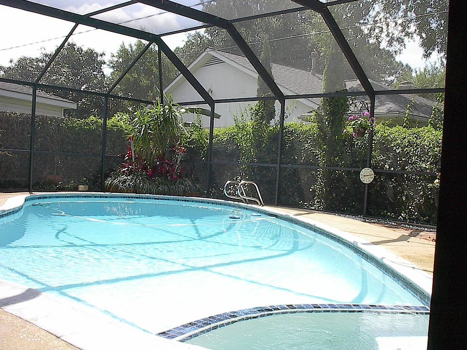 1st image of 6239 S Braeswood Blvd