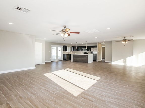 5th image of 3626 E Karen Dr