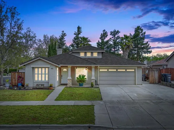 6904 Deerwood Ct, Livermore, CA 94551