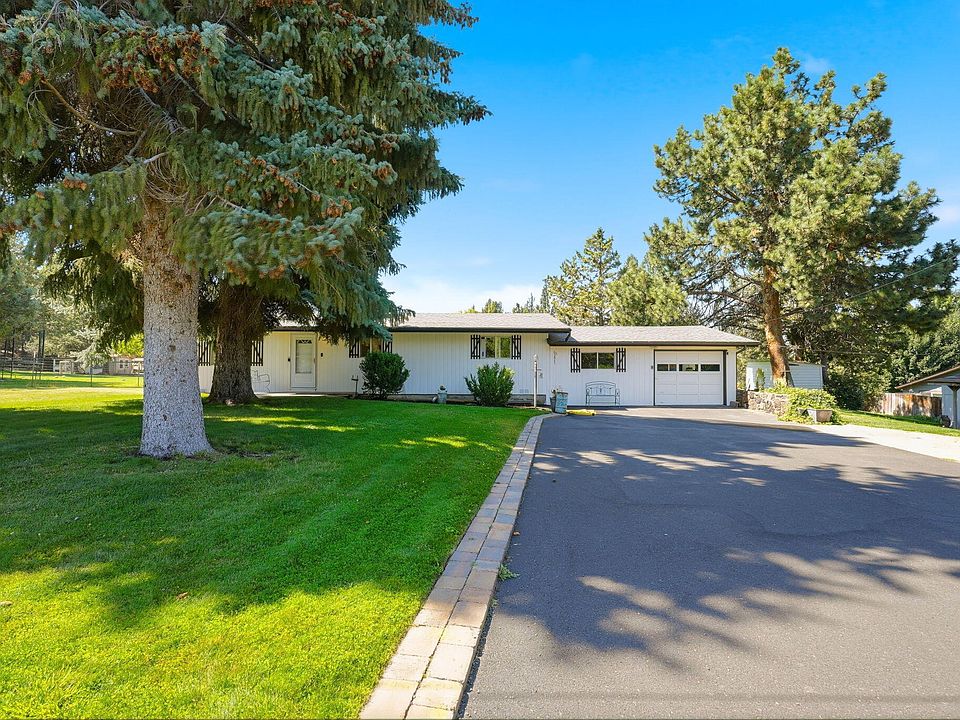 1st image of 63825 Scenic Dr
