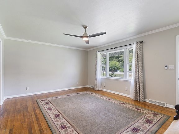 5th image of 130 Payne Springs Rd
