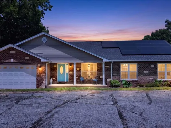 140 Juanita Ln, Arnold, MO 63010