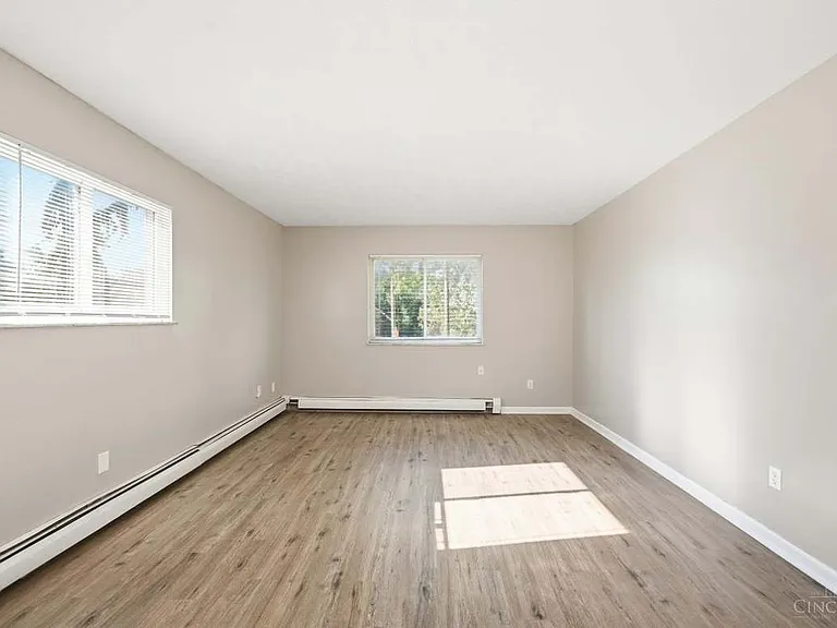 4102 South Ave #3 — Photo 2