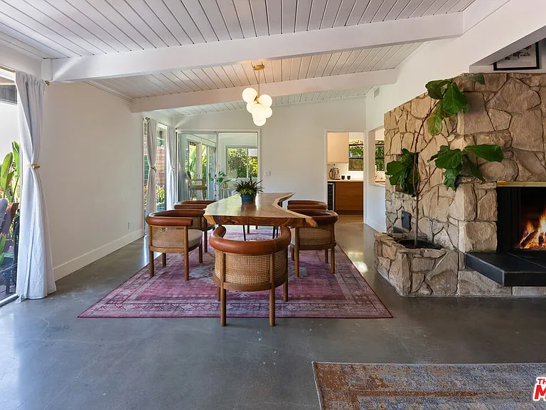 7211 Chelan Way — Photo 11