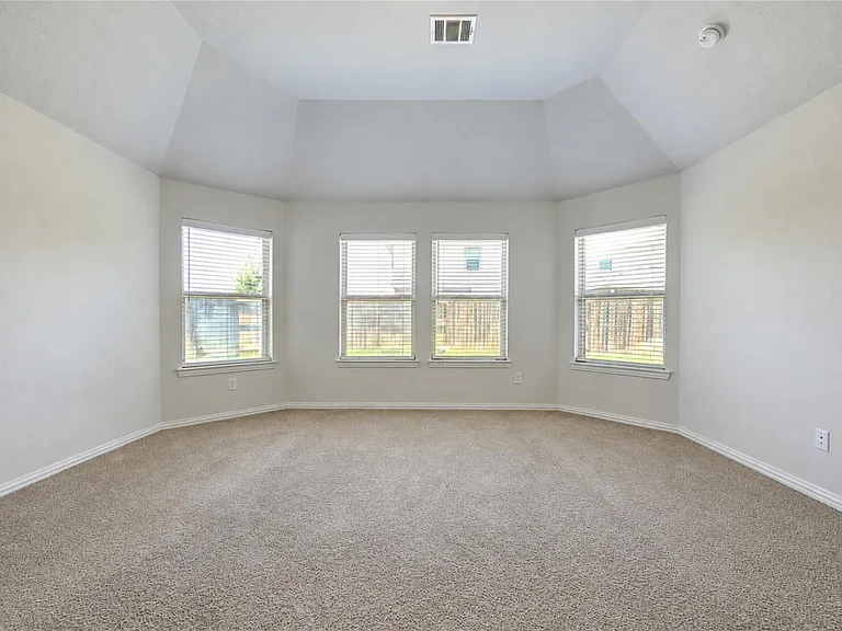 101 Sunray Creek Dr — Photo 19