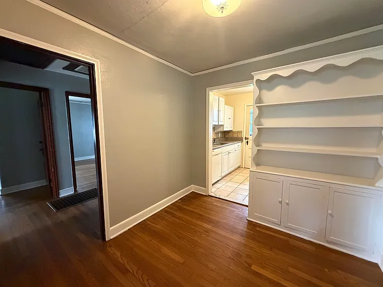 3588 Marion Ave — Photo 3