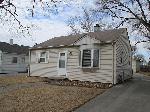 2nd image of 3504 8th Ave