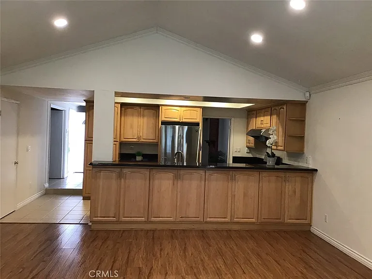 6047 Scotmist Dr — Photo 2