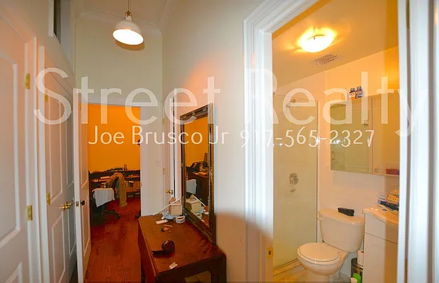 Rented by Street Realty Brokerage LLC | media 17
