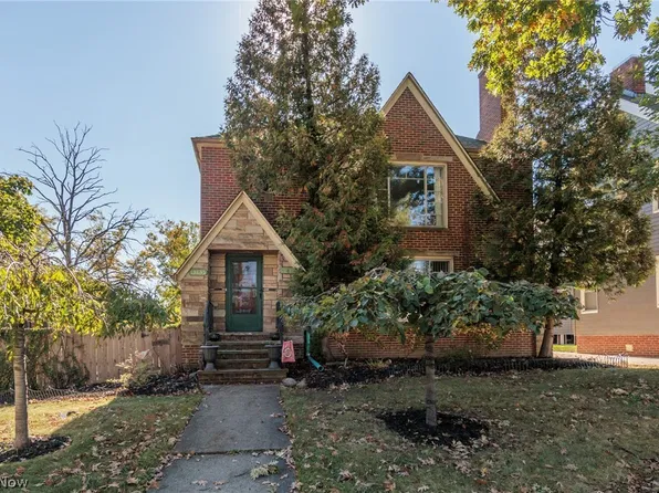 13833 Clifton Blvd, Lakewood, OH 44107