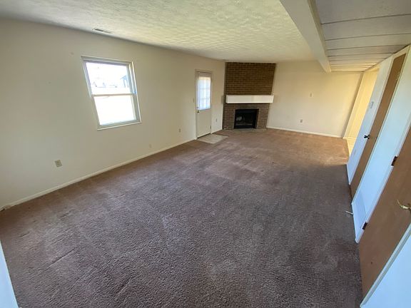 3rd image of 816 Trustway Ct #816