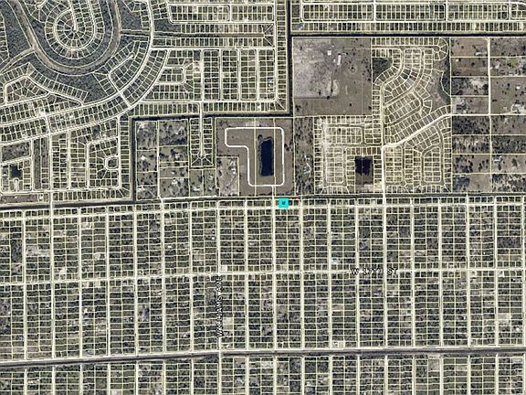 5th image of 804 W 18th St