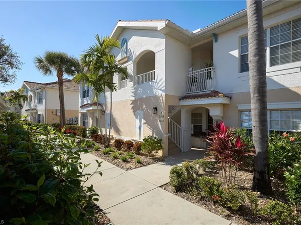 3015 Horizon LN #2704, NAPLES, FL 34109