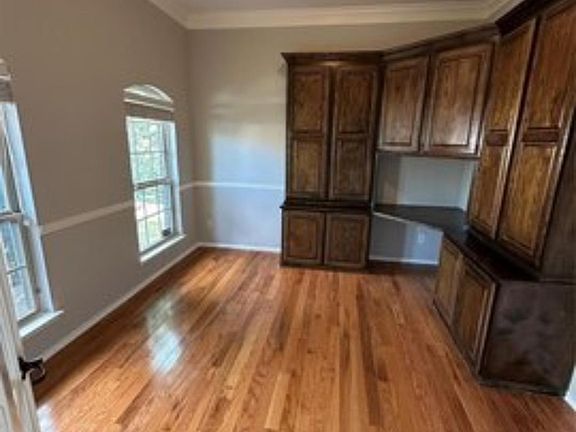 2nd image of 9321 Fenway Dr