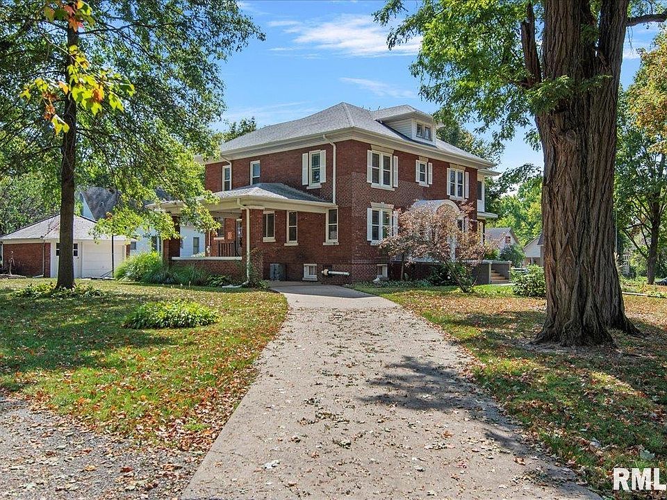 121 W Union St, Nokomis, IL 62075 Zillow