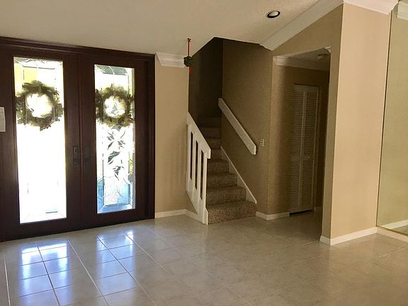 2nd image of 5083 NW 51st Ave
