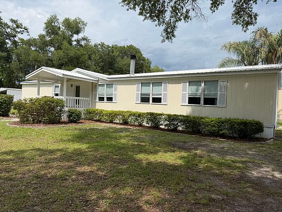 5th image of 228 Gail Dr