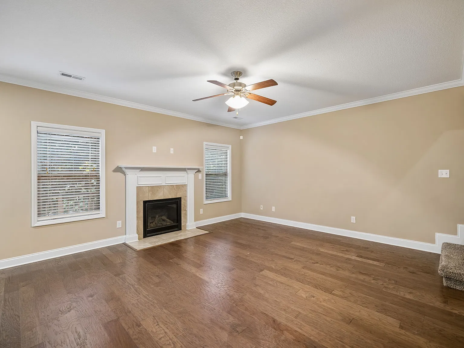 4 bed, 2.5 bath, 2224 sqft, $2,750 — Photo 4