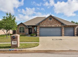 621 SW 149th Pl, Oklahoma City, OK 73170