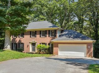 3732 Hollow Tree Ln SW, Lilburn, GA 30047