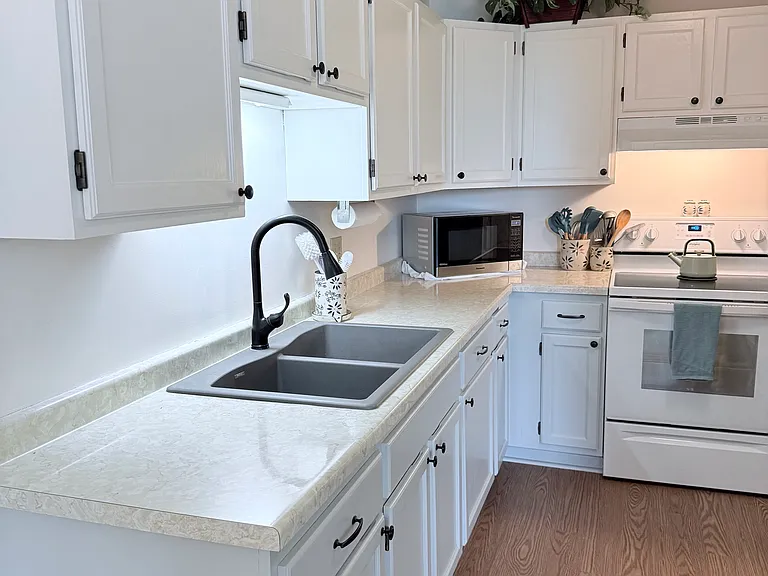 6615 Lake Shore Dr S #415 — Photo 5