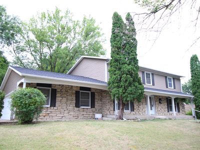 7005 Kent Dr NE, Cedar Rapids, IA, 52402