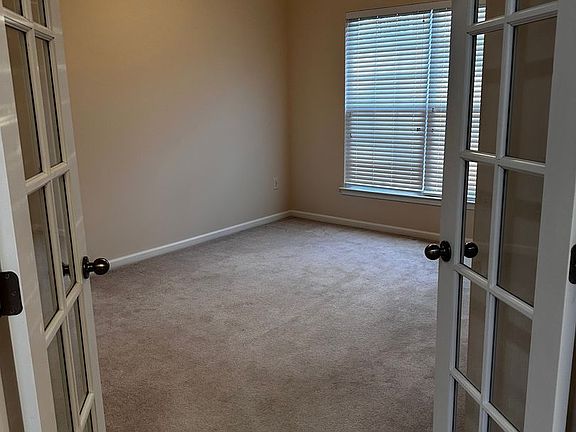 5th image of 1701 Bastante Ct