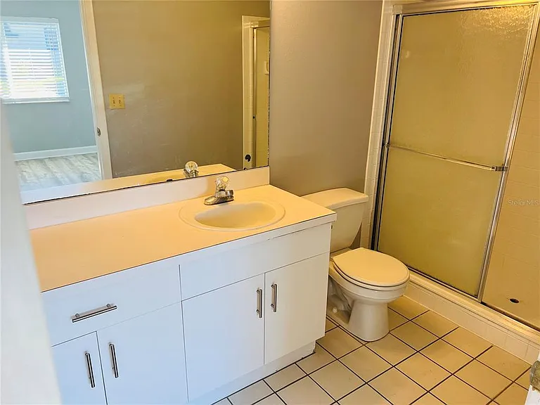 605 Ridge Ter #605 — Photo 15