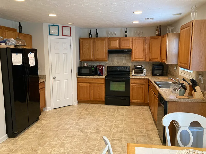 Beautiful spacious room for rent — Photo 4