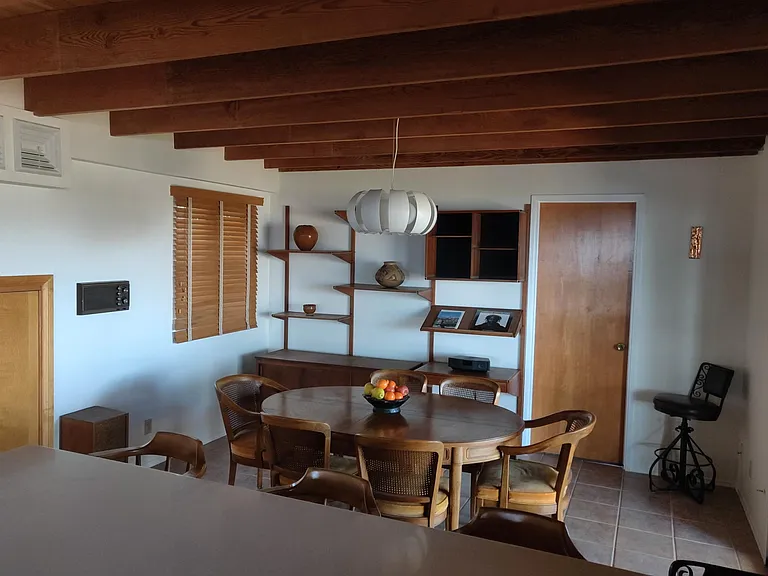 1442 Hillsmont Dr — Photo 5