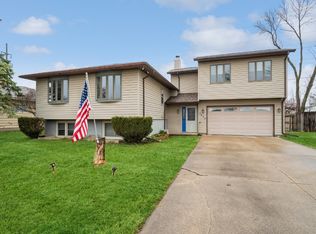 2470 Clark Ave, Marion, IA 52302
