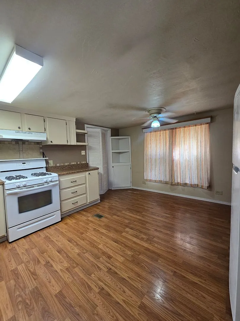 216 Conestoga Trail — Photo 4