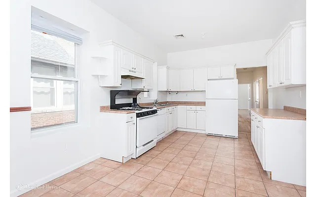 Rented by Douglas Elliman | media 6