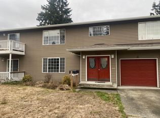 705 N 6th St #A, Mount Vernon, WA 98273
