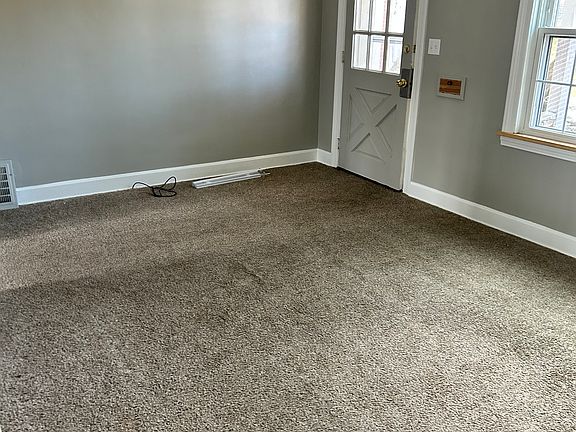 3rd image of 684 Perkins Dr NW