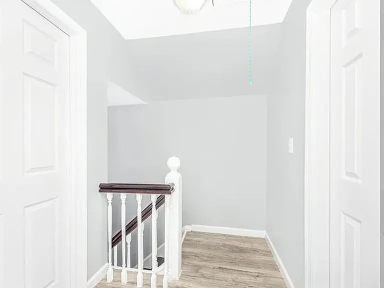 552 Kimball Ave — Photo 4